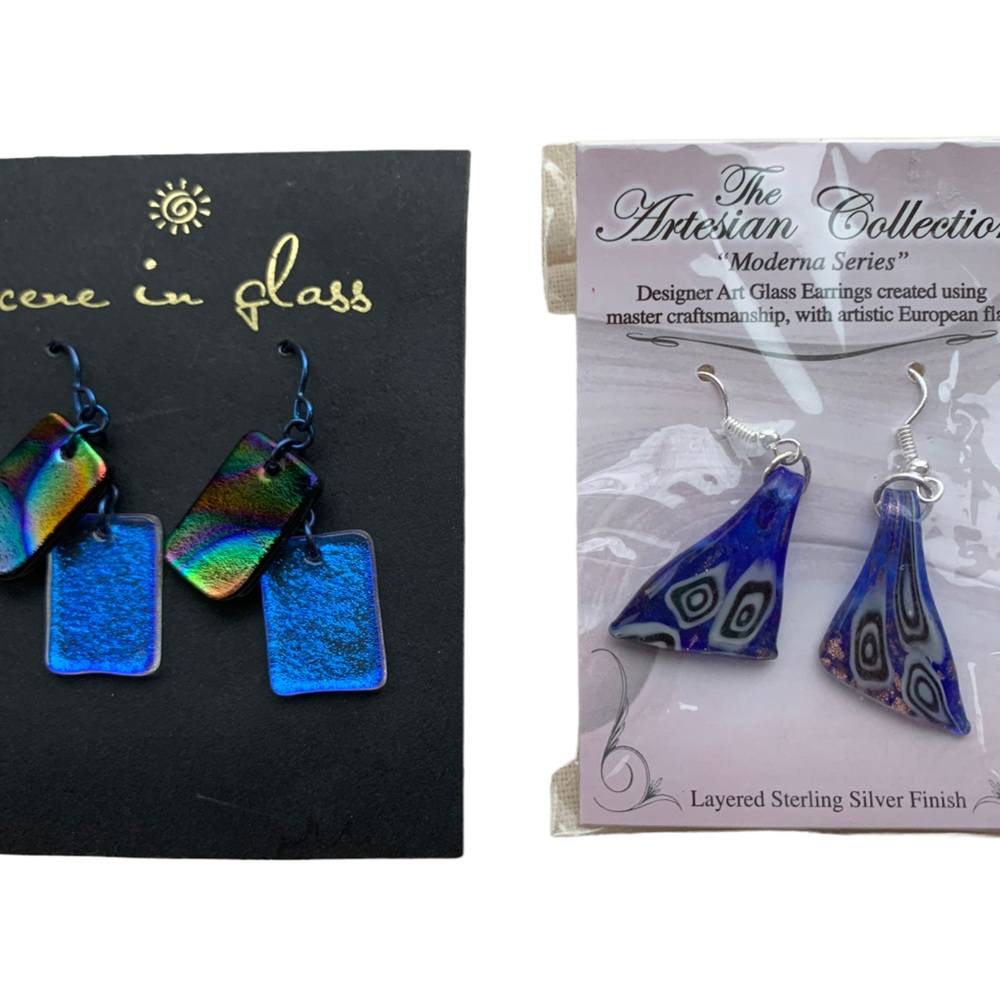 Specialty Earrings 2 Pair Scene In Glass Artesian Collection Whale Tail Blue
